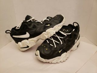 Vintage 90’s Nike Air Slant Size 10 Black And White Rare Sneaker 1996 Great Cond