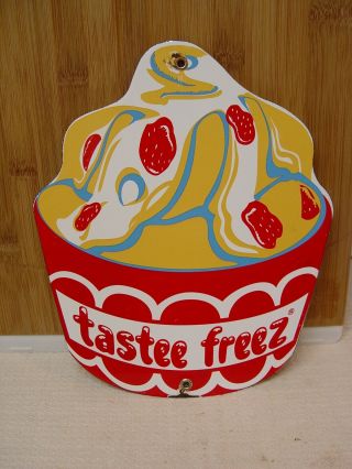 Vintage Tastee Freez Drive - In Restaurant Porcelain Ice Cream Sundae Diecut Sign