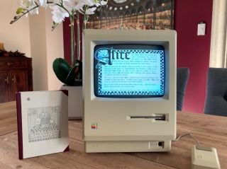 Rare Alice " Through The Looking Glass " Apple Macintosh Game - 1984 -