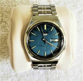 Vintage Seiko 5 Automatic Watch Day Date 7009 - 8820 Men