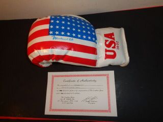 Rare Muhammad Ali Hand Signed American Flag 16 Ounce Everlast Glove In Case