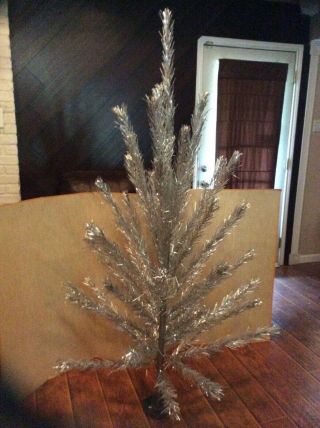 Vintage Mid Century Peco 6’ Aluminum Christmas Tree