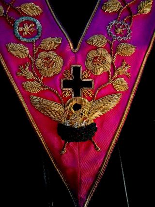 Masonic Vintage English made Rose Croix Collar Carefully Stored Astonishing 8
