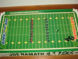 Vintage NFL Electric Football Table Game & Players 1970’s Joe Namath 3