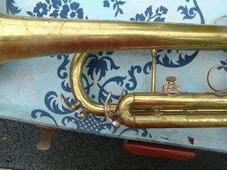 Vintage 60 ' s Selmer Signet Soloist Trumpet w/ case & Holton 7C 6