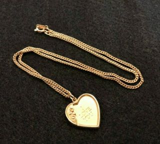 Vintage Retired Avon Annie Heart Locket Pendant Necklace