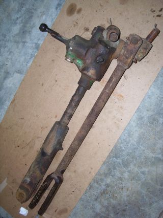 VINTAGE OLIVER 55 GAS TRACTOR - 3 POINT LIFT LINK SET - CRANK SIDE - 1955 2