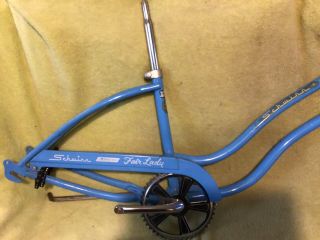 Vintage 1973 Schwinn Stingray Fair Lady 20in Bicycle Frame,  Forks,  guard,  crank. 8