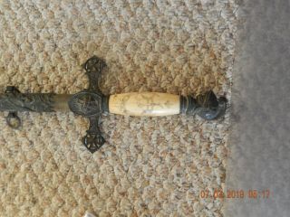Ant/vtg M.  C.  Lilley Co Columbus Ohio Masonic Knights Templar Sword W/scabbard