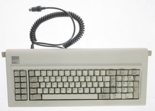 Vintage 1980 ' s IBM PC XT Computer Keyboard 5 Pin Clicky Keys Model F 4584656 6