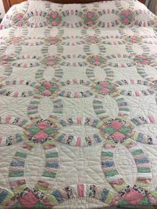 Vintage Hand Crafted Double Wedding Ring Quilt 69 " X 81 "