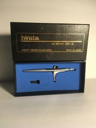 Vintage Iwata Hp - A Airbrush (made In Japan) Anest Iwata Corporation