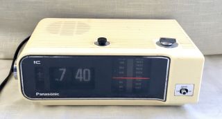 Vintage Cream Panasonic Flip Clock Radio - Retro Mid - Century,  Model Rc - 6003