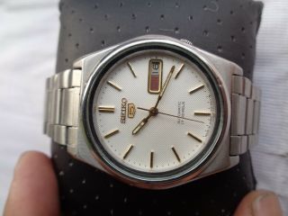 Rare Vtg Ss Seiko 5 White Mat Dial Automatic Mens Watch With Suitable Ss Band