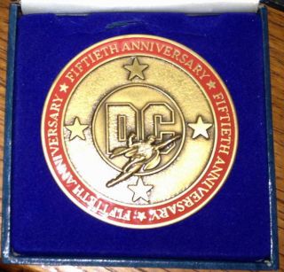 RARE DC 50th ANN SCULPTED MEDALLION / COIN DC HONOREES ONLY EXCLUSIVE w SUPERMAN 3