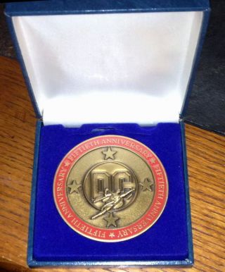 RARE DC 50th ANN SCULPTED MEDALLION / COIN DC HONOREES ONLY EXCLUSIVE w SUPERMAN 4