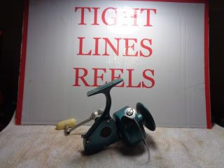 Vintage Penn 704 Greenie Spinning Reel 3 Check This Out