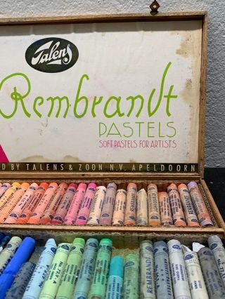Vintage Rembrandt Soft Pastels by Talens,  Made in Holland 60 Piece Box 5