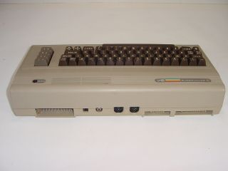 Vintage Commodore 64 Personal Computer with Manuals 4