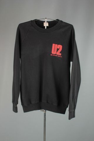 Vtg.  80s U2 Crew Zealand 