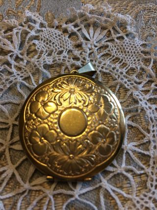 Antique Victorian Locket.  14k Gold Filled Large 1” STUNNING 7