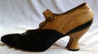 Vintage 1910s - 1920s Black & Tan Shoes Size 7 1/2 Edwardian