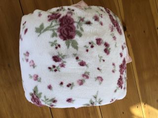 Simply Shabby Chic Cottage Satin Trim Bed Blanket Floral KING Retired 2 Ply Rare 4