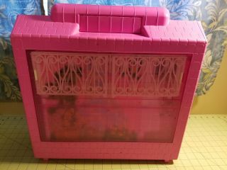 Vintage Barbie Fold N Fun House Turns into Carry Case Mattel w/Furniture 1992 6