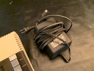 Atari 800 XL Vintage computer and power supply powers on 2