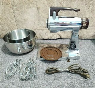 Vintage Sunbeam Mixmaster 12 Speed Blender Mixer Chrome 4 Beaters 2 Bowls Look