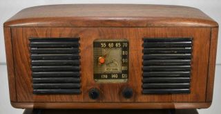 Vintage 1940’s Rca Victor Model 55x Tube Radio -