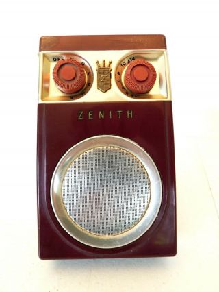 Vintage 50s Classic Maroon Zenith Royal 500 Antique Transistor Radio Plays Well