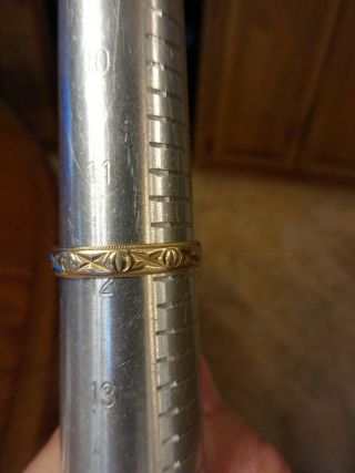 VINTAGE SOLID 14K YELLOW GOLD MEN ' S CARVED WEDDING BAND RING (765) 7