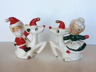 Vtg Santa And Mrs Claus On Reindeer Salt & Pepper Shakers Japan