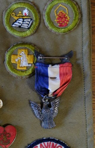Vintage Eagle Scout Boy Scout Badge Medal With Sash 26 Merit Patches Hat Badges 6