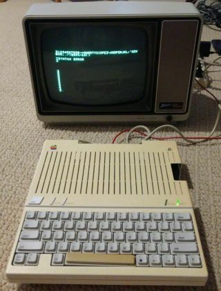 Apple IIc Vintage Computer without floppy drive, 2