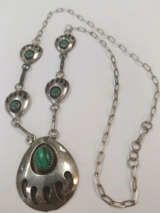 Vintage Native American Sterling Silver Stone Bear Paw Necklace