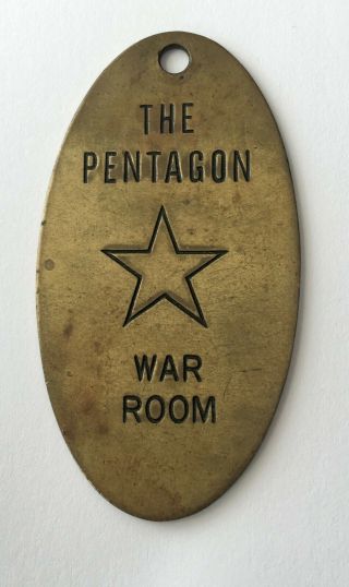 Vintage Ultra Raare Key Fob The Pentagon War Room Brass