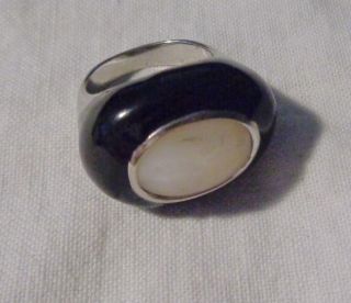 ITALIAN PK STERLING RING W,  BLACK ONYX AND MOP INLAY IN STERLING S - 8 5