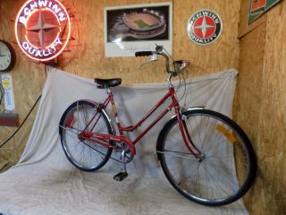 1974 Schwinn Breeze Ladies Road Cruiser Bicycle Opaque Red Suburban S6 Vintage
