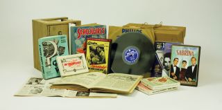 Retro Vintage Nostalgic Memorabilia Memory Box Gift 30s 40s 50s 60s 70s 80s 90s 2
