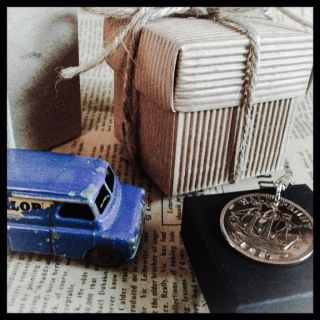 Retro Vintage Nostalgic Memorabilia Memory Box Gift 30s 40s 50s 60s 70s 80s 90s 6