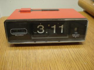 Vintage Red Seiko Battery Flip Clock Rare Space Age Mcm Japan