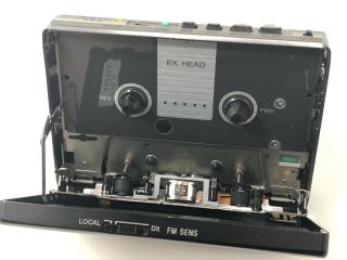 Vintage Sony Walkman WM - FX50 FM/AM Cassette Player w/case 8