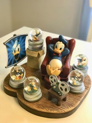 Rare Disney Donald Duck Through The Years 6.  5 " Figure With 5 Mini Water Globes