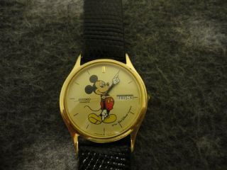 Seiko Mickey Mouse Mens Quartz Watch 5y23 - 7079 W/new Energizer Batt