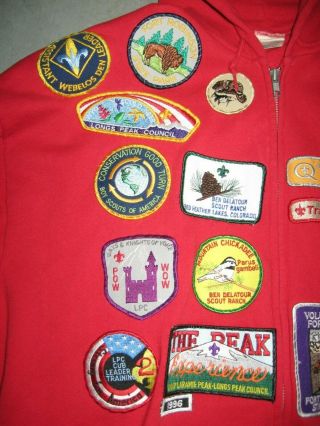 Vintage 1991 - 95 Colorado Leaders Red Sweatshirt w/ 45 Cub & Boy Scout Patches 5