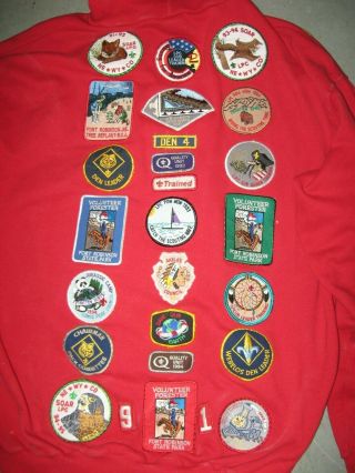 Vintage 1991 - 95 Colorado Leaders Red Sweatshirt w/ 45 Cub & Boy Scout Patches 7