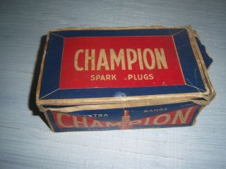 Vintage Champion Spark Plugs Set Of 8 With Box 1940 