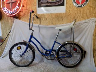 1974 SCHWINN FAIR LADY STINGRAY MUSCLE BICYCLE BANANA SEAT BLUE VINTAGE RAT ROD 4